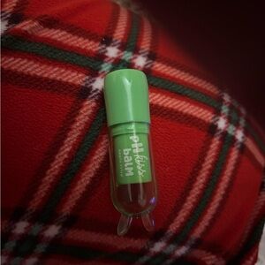 pH Kiss Balm in Green